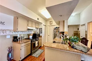 4700 Saint Croix Ln, Naples, FL 34109 - Photo 7