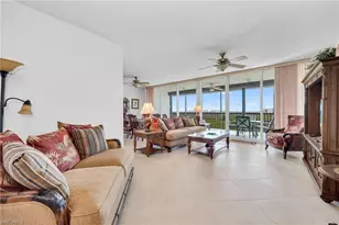 455 Cove Tower Dr, Naples, FL 34110 - Photo 3