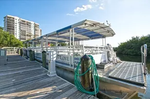 445 Cove Tower Dr, Naples, FL 34110 - Photo 29