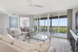 445 Cove Tower Dr, Naples, FL 34110 - Photo 5