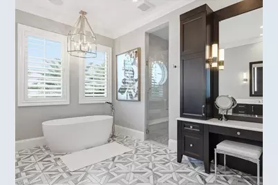 360 Heron Ave, Naples, FL 34108 - Photo 25