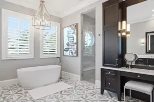 360 Heron Ave, Naples, FL 34108 - Photo 25