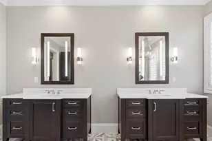 360 Heron Ave, Naples, FL 34108 - Photo 27