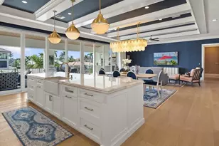 360 Heron Ave, Naples, FL 34108 - Photo 17