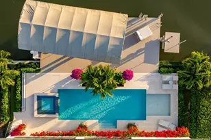 360 Heron Ave, Naples, FL 34108 - Photo 11