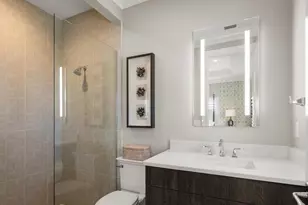 360 Heron Ave, Naples, FL 34108 - Photo 33