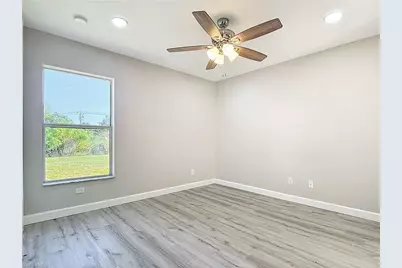 4906 Majorca Palms Dr, Fort Myers, FL 33905 - Photo 27