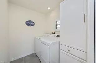 501 Lake Louise Cir, Naples, FL 34110 - Photo 21