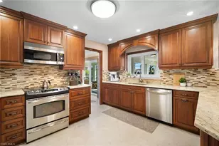 143 Leeward Ct, Marco Island, FL 34145 - Photo 9