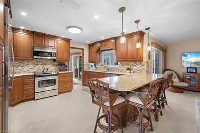 143 Leeward Ct, Marco Island, FL 34145 - Photo 7