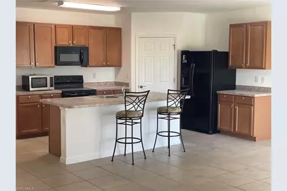 8137 Gopher Tortoise Trl, Lehigh Acres, FL 33972 - Photo 3