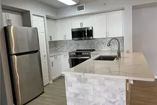 1210 Wildwood Lakes Blvd, Naples, FL 34104 - Photo 5