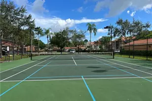 1210 Wildwood Lakes Blvd, Naples, FL 34104 - Photo 27