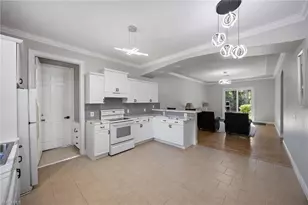 4075 1st Ave SW, Naples, FL 34119 - Photo 41