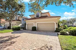 6210 Reserve Cir, Naples, FL 34119 - Photo 3