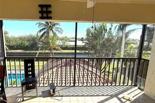 700 Valley Stream Dr, Naples, FL 34113 - Photo 5