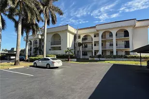 700 Valley Stream Dr, Naples, FL 34113 - Photo 1