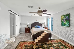 2020 NE 6th Pl, Cape Coral, FL 33909 - Photo 15