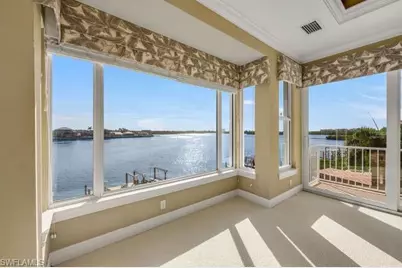 208 San Mateo Dr, Bonita Springs, FL 34134 - Photo 11