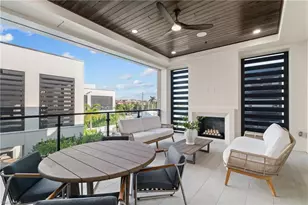 82 9th St S, Naples, FL 34102 - Photo 11