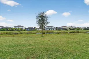 2126 Hamlin St, Naples, FL 34120 - Photo 25