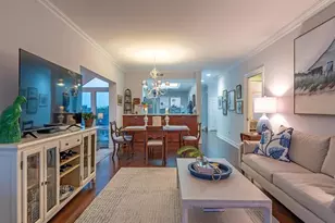 305 Park Shore Dr, Naples, FL 34103 - Photo 7