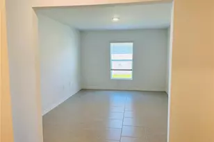 17603 Paradiso Wy, North Fort Myers, FL 33917 - Photo 9