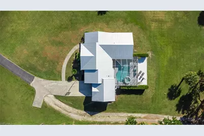 1061 15th St SW, Naples, FL 34117 - Photo 37