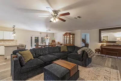 960 21st St SW, Naples, FL 34117 - Photo 9