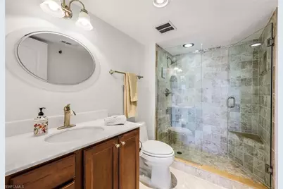 2750 Gulf Shore Blvd N #402, Naples, FL 34103 - Photo 13