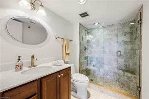 2750 Gulf Shore Blvd N, Naples, FL 34103 - Photo 13