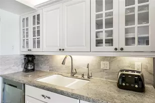 2750 Gulf Shore Blvd N, Naples, FL 34103 - Photo 7