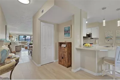 120 Cypress Way E #B5, Naples, FL 34110 - Photo 3