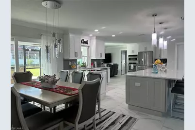 200 SW 10th Ter, Cape Coral, FL 33991 - Photo 3