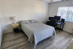 25804 Cockleshell Dr, Bonita Springs, FL 34135 - Photo 7