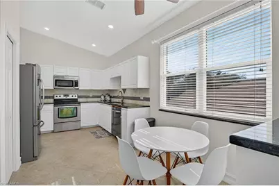 7092 Timberland Cir #201, Naples, FL 34109 - Photo 9