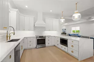 605 91st Ave N, Naples, FL 34108 - Photo 9