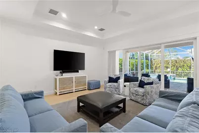 605 91st Ave N, Naples, FL 34108 - Photo 7