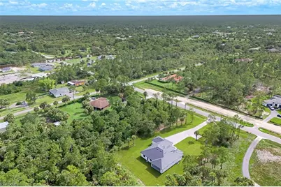 1068 16th St NE, Naples, FL 34120 - Photo 33