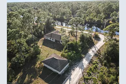 1620 Blue Sage Dr, Naples, FL 34117 - Photo 29