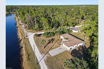 1620 Blue Sage Dr, Naples, FL 34117 - Photo 31