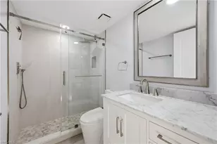 1330 Derbyshire Ct, Naples, FL 34116 - Photo 27