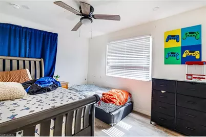 2012 Wright St, Fort Myers, FL 33916 - Photo 17