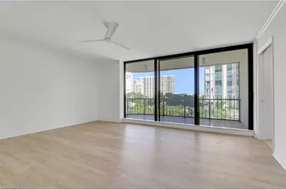 4251 Gulf Shore Blvd N #5B, Naples, FL 34103 - Photo 23