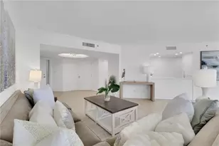 4251 Gulf Shore Blvd N, Naples, FL 34103 - Photo 13