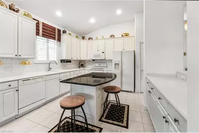 4959 Shaker Heights Ct Ct #202, Naples, FL 34112 - Photo 11