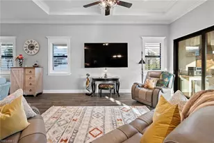 9811 Everglades Dr, Naples, FL 34120 - Photo 5