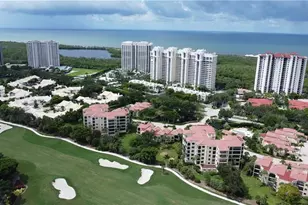 7008 Pelican Bay Blvd, Naples, FL 34108 - Photo 23