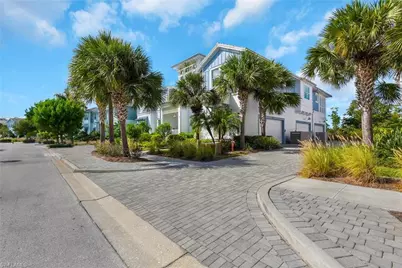 6561 Dominica Dr #8-101, Naples, FL 34113 - Photo 3