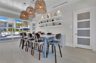 201 8th St S, Naples, FL 34102 - Photo 31